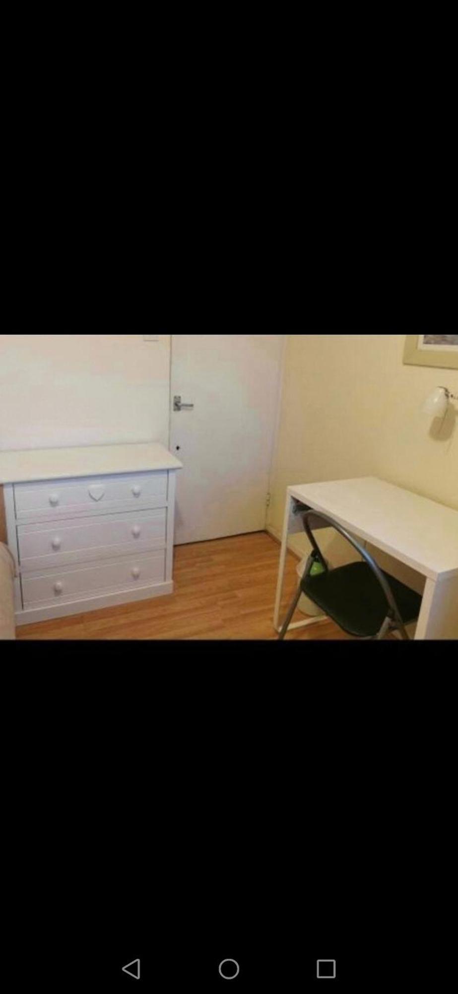 Nice Shared Flat Лондон Екстериор снимка